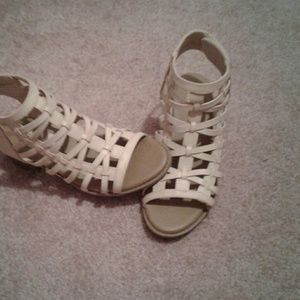 Size 4 kids high heels girl Mia